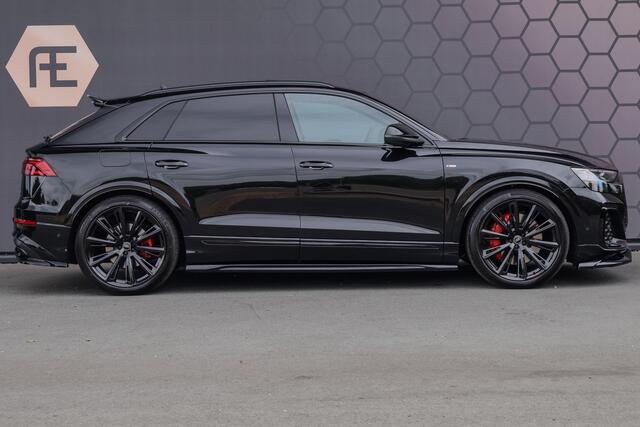 Audi Q8 60 TFSI e quattro Pro Line S Competition 490 PK| ACHTERAS BESTURING | RS-ZETELS MET STOELVERWARMING & VERKOELING | MASSAGE | ADAPTIVE | TREKHAAK | SFEERVERLICHTING | RED STITCHING |