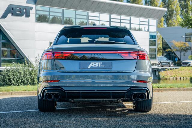 Audi Q8 60 TFSI e 557 pk quattro ABT Aero Competition | Audi exclusive Grigio Telesto | Advanced onderstel | Panoramadak | S sportstoelen | B&O | Keyless | Uitgebreid leder pakket | Alcantara hemel | Carbon spiegels | Carbon interieur | Stoevent | ABT Power S | A