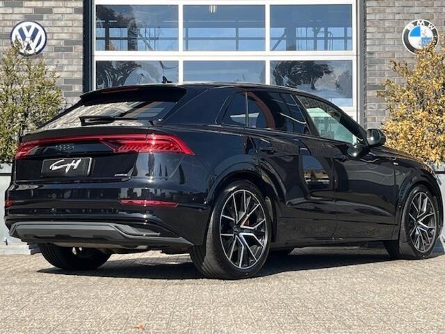 Audi Q8 55 TFSI E Q S-LINE - LEDER - EL. TREKH. - 21 INCH