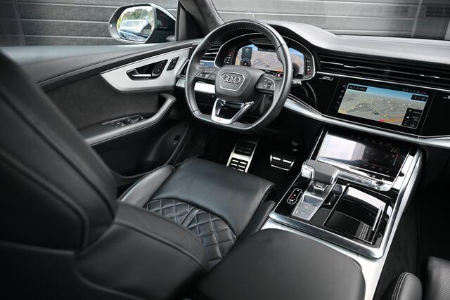 Audi Q8 55 TFSI QUATTRO PRO LINE S | BLACK OPTIC | S-SEATS | B&O ADVANCED | MASSAGE | STANDKACHEL | PANORAMADAK | 360 CAMERA | ALCANTARA | AMBIANCE VERLICHTING | KEYLESS | HEAD-UP | VIRTUAL COCKPIT | LUCHTVERING | STOELVENTILATIE EN -VERWARMING | EL. TREKHAAK | 4