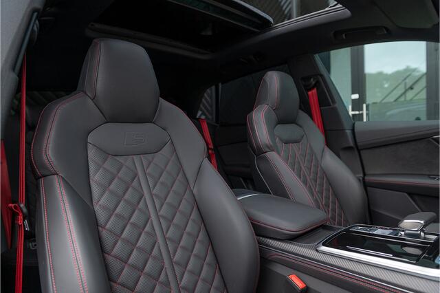 Audi Q8 60 TFSI e quattro S-Line Competition Panodak ACC Trekhaak Achteras Bestr. Head Up 360 Oled Massage Softcl. B&O Stoelvent. Trekhaak