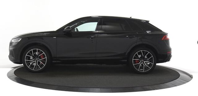 Audi Q8 55 TFSI e quattro Pro Line S Trekhaak / Luchtvering / Cruise control adaptief