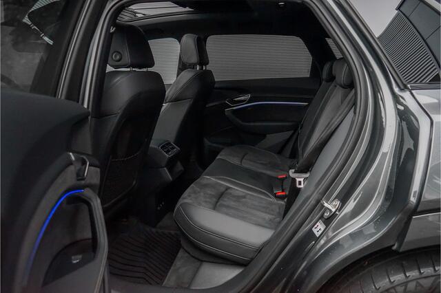 Audi Q8 E-Tron 50 Quattro S Edition 95 kWh Pano Leder Luchtvering 21"