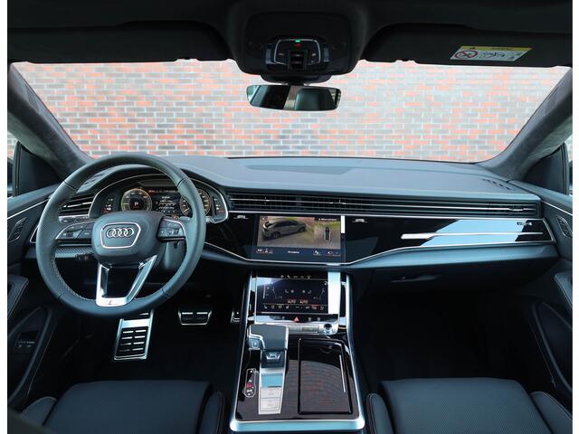 Audi Q8 60 TFSI e Quattro Pro Line S Competition | B&O - Trekhaak - Pano - SoftClose - Massage