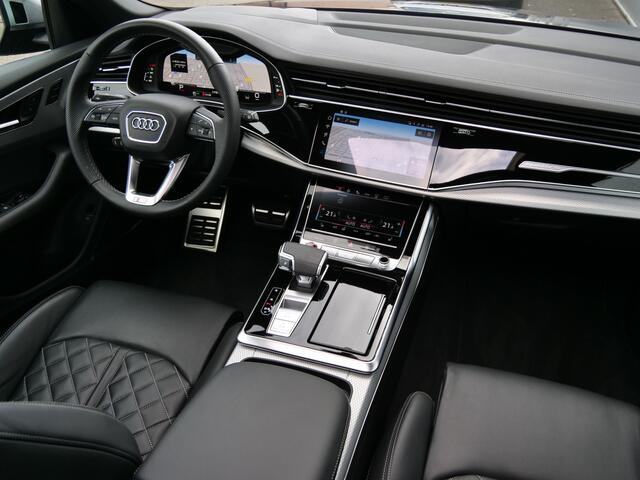 Audi Q8 4.0 TFSI SQ8 Quattro 507 Pk Trekhaak / Schuifdak / 4 wielsturing / Soft close / Bang & Olufsen