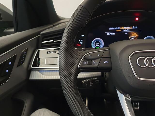 Audi Q8 55 TFSI e quattro Pro Line S Competition Panorama dak, 22", Luchtvering, B&O, Elektrische trekhaak