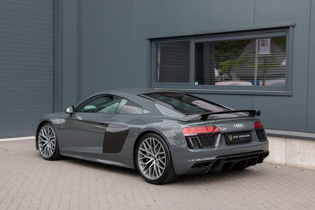 Audi R8 5.2 FSI V10 Quattro Plus 610PK | Ceramic Brakes | B&O | Carbon | Camera | Sportuitlaat | Drive Select | Alcantara | Keyless Entry | 20"| Laser | Garagedeuropener | Audi Exclusive | Stoelverwarming | Virtual Cockpit | PPF Neus | Valcona Stiksel | Magnetic 