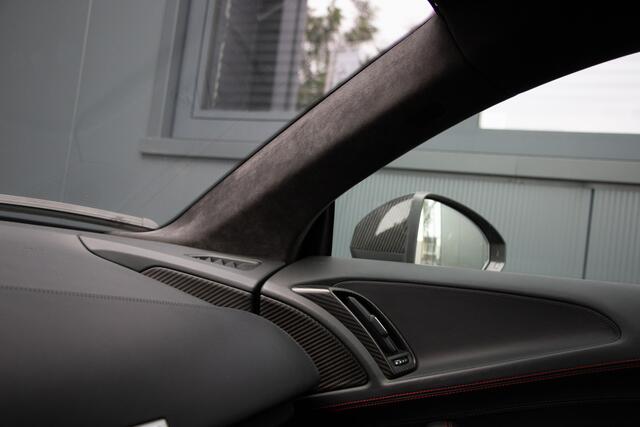 Audi R8 5.2 FSI V10 Quattro Plus 610PK | Ceramic Brakes | B&O | Carbon | Camera | Sportuitlaat | Drive Select | Alcantara | 20" | Stoelverwarming | Virtual Cockpit | Valcona Stiksel | Magnetic Ride | Dealer OH. | N.P ¤284.388.-