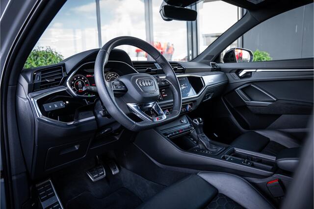 Audi RS Q3 RSQ3 Sportback 2.5 TFSI - Nardo | Panorama | B&O | ACC