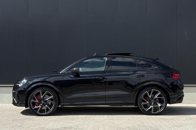 Audi RS Q3 Sportback TFSI RS - Pano - Matrix - 360 Camera - Sonos - ACC - Trekhaak - Black Plack - VOL - Rijklaar