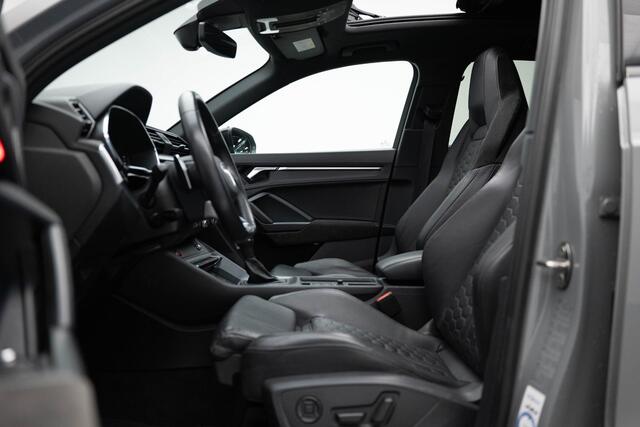 Audi RS Q3 RSQ3 TFSI quattro |Pano|B&O|Dodehoek|Camera|Ambient|Elek. stoelen|