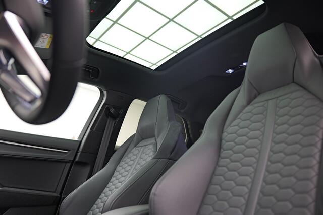 Audi RS Q3 RSQ3 Sportback 2.5 TFSI |Pano|Sonos|RS-Stoelen|BTW|Keyless|