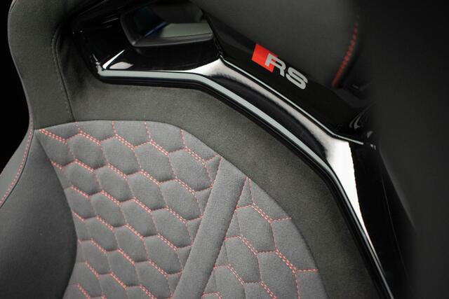 Audi RS3 Sportback 2.5 TFSI quattro |Pano|Kuipstoel|Sonos|HUD|