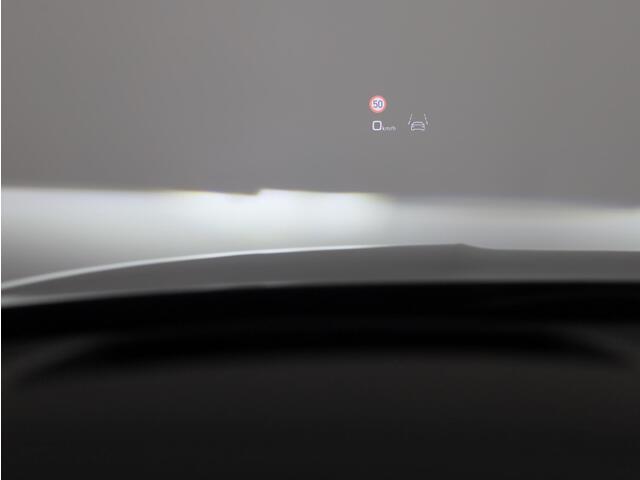 Audi RS3 Sportback 2.5 TFSI quattro 400pk Panoramadak | Schaal stoelen | Head Up Display | Sonsos audio