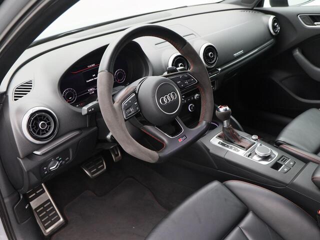 Audi RS3 Sportback 2.5 TFSi 400 Pk quattro | Matrix LED | Trekhaak | Nappa Leder | Bull-X Sportuitlaat| Digitale Cockpit | Abt 19 inch