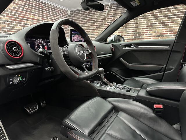 Audi RS3 Sportback 2.5 TFSI quattro | B&O| Dak| Adaptieve cruise| Keyless|