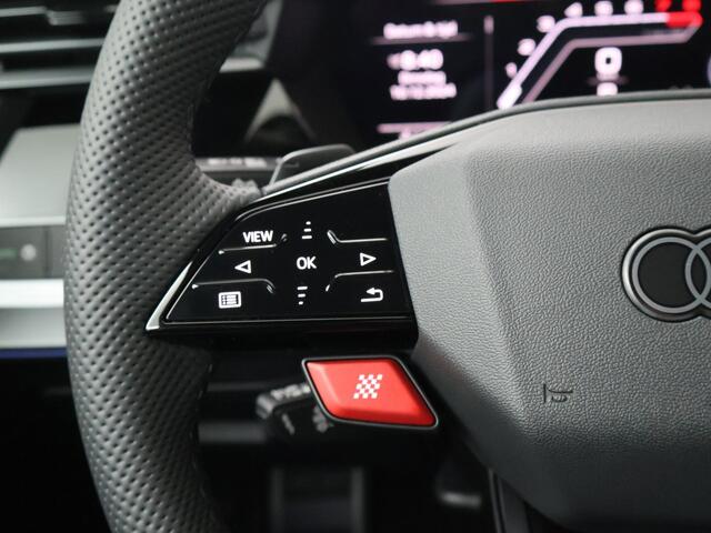 Audi RS3 Sportback 2.5 FSI 295 kW / 400 PK | Sonos premium 3d | Pneumatische lendensteunen | Velgen 10-kr.sp. zwart | Topsnelheid 280 km/h | Glazen panoramadak | Rs-sportuitlaatsysteem | Assis.pak driving+parking plus | Climate pakket plus | Matrix koplampen | Com