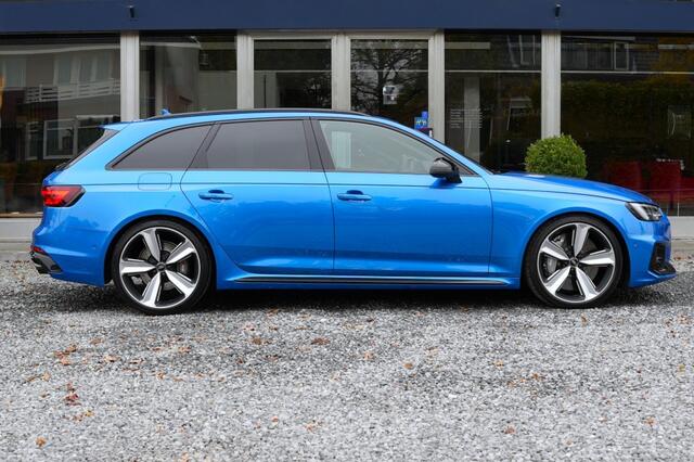 Audi RS4 2.9 TFSI RS4 QUATTRO
