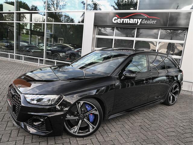 Audi RS4 Avant 2.9TFSI 450pk Quattro Keramiek Pano HUD Carbon 20-Inch B&O Led-Matrix Keyless