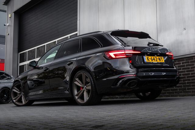 Audi RS4 Avant 2.9 TFSI RS 4 quattro /RS-Stoelen/ B&O-Sound/ 360-camera/ Matrix-LED/ RS-Zetels/ Adap.Cruise Virtual/ 20''LMV