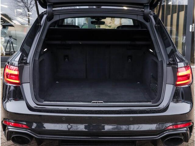 Audi RS4 A4 Avant 2.9 TFSI quattro