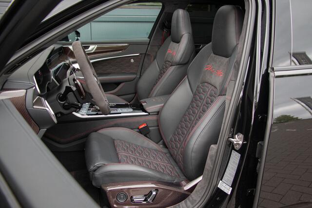 Audi RS6 Avant Johann ABT Signature Edition | 800PK | BTW | B&O+ | Ceramic Brakes | 360 Cam | ACC | Pano | Softclose | Lane & Side Assist | Fabrieksgarantie | Neus PPF | Carbon | Apple & Android Carplay | Dynamic+ | Achterasbesturing | Dynamic Plus Pack |Ambianc