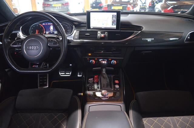 Audi RS6 4.0 TFSI 722PK Quattro / Nardo Grey / Carbon