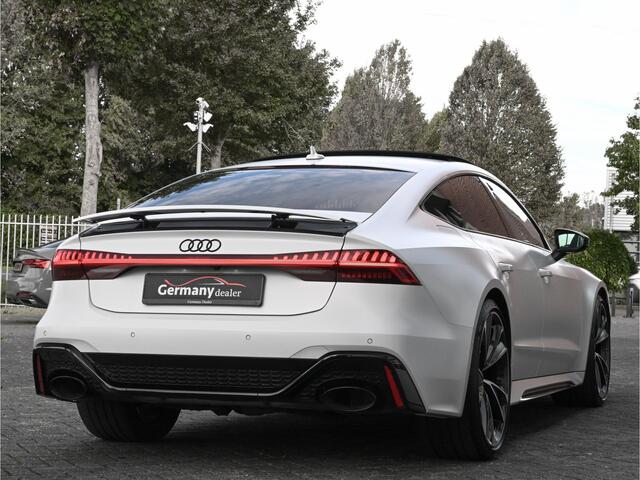 Audi RS7 Sportback 4.0TFSI 600pk Quattro Black optic Matt-Individual | Keramiek | B&O | Pano | 4W-best | Softclose | Carbon | Head-Up