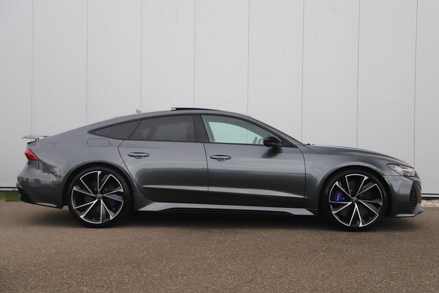 Audi RS7 4.0 TFSI RS 7 Sportback Quattro 600PK 1 Jaar Garantie 22 inch Ceramic B&O High End Alcantara Hemel Dynamic Plus Pack 4-wiel Sturing Softclose Stoelverkoeling Panoramadak Laser LED HUD 360 Camera Full Options! Nieuwstaat!