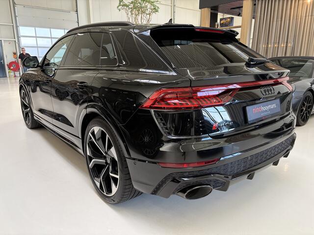 Audi RSQ8 4.0 TFSI quattro | Dynamic+ | Massage | Tour | City | HUD | Trekhaak | Panorama | Softclose | Essentials