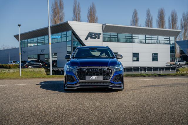 Audi RSQ8 ABT RSQ8-S 700 | ABT HR23 Glossy Black | Dynamic plus | carbon exterieur | Designo Mystic blauw (Audi Exclusive) | Keramische remmen | Panorama dak | alcantara hemel | RS design pakket ro Assistentie pakket plus | Uitgebreid leder pakket | Head-up | Massa