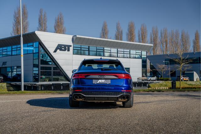 Audi RSQ8 ABT RSQ8-S 700 | ABT HR23 Glossy Black | Dynamic plus | carbon exterieur | Designo Mystic blauw (Audi Exclusive) | Keramische remmen | Panorama dak | alcantara hemel | RS design pakket ro Assistentie pakket plus | Uitgebreid leder pakket | Head-up | Massa