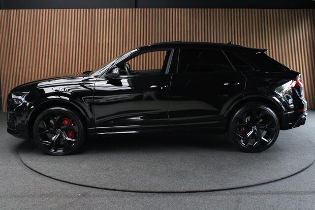 Audi RSQ8 4.0 TFSI B&O Keramisch HUD Carbon ACC Pano Leder Climate (4-zone) Elektr. bedienbaar achterklep Keyless Stoelventilatie Stoelverwarming Sportstoelen Plus Matrix LED LM velgen 23 inch BTW auto
