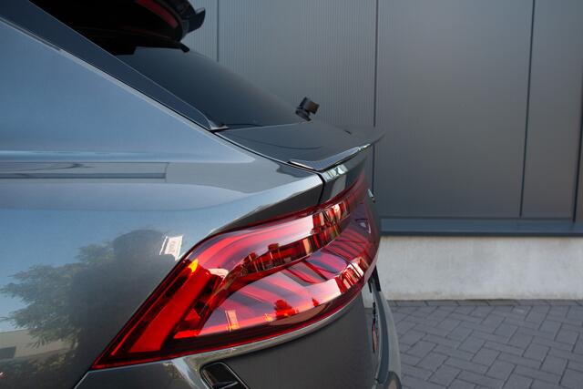 Audi RSQ8 4.0 V8 600PK URBAN | Keramische | 24" Vossen | 360Cam | ACC | Ventilatie | Head Up | B&O | Lane & Side Assist | Dynamic+ 305km/h | Softclose | Stuurverwarming | Keyless | Standkachel | Luchtvering | Matrix Led | Carbon | | Achterasbesturing | E.TH 3500KG