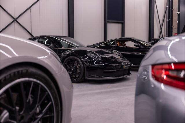 Audi RSQ8 4.0 V8 600PK URBAN | Keramische | 24" Vossen | 360Cam | ACC | Ventilatie | Head Up | B&O | Lane & Side Assist | Dynamic+ 305km/h | Softclose | Stuurverwarming | Keyless | Standkachel | Luchtvering | Matrix Led | Carbon | | Achterasbesturing | E.TH 3500KG