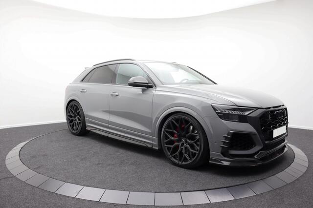 Audi RSQ8 URBAN AUTOMOTIVE CARBON | Akrapovic | 24'' Vossen | 725pk