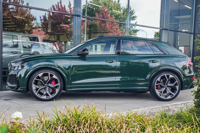 Audi RSQ8 4.0 600pk TFSI quattro |panoramadak|B&O|head up|memory|360 camera|achteras besturing|elek. trekhaak|stoel ventilatie & verwarming|carbon interieur|Apple Carplay|23" lichtmetalen wielen|