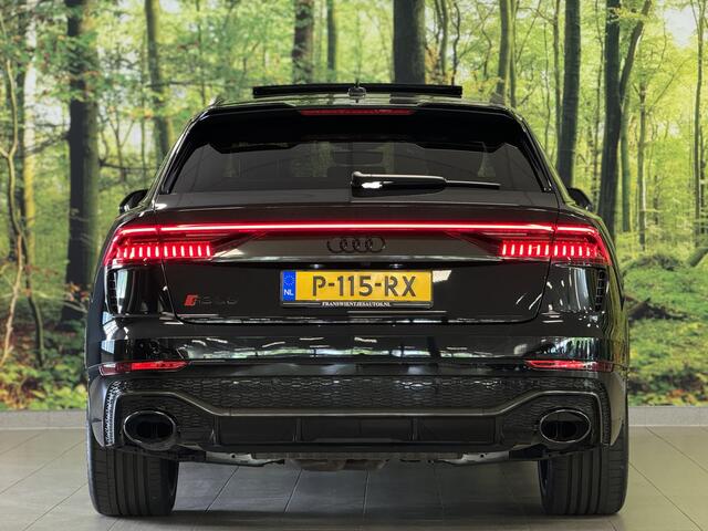 Audi RSQ8 4.0 TFSI RS Q8 quattro | Carbon Optiek Pakket | Dynamic Plus | Keramisch | 23'' lichtmetaal | Panoramadak | Massage | 600 Pk! | Head-up display | Trekhaak | Bang & Olufson |