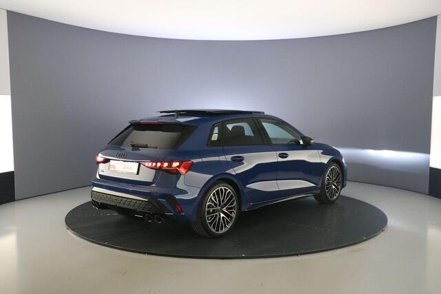 Audi S3 SPORTBACK 2.0 TSFI quattro | Adapt. onderstel | Pano | Matrix | Headup | Sonos 3D | Ambient lighting | Optiek zwart |