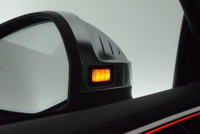 Audi S5 Cabriolet 3.0 TFSI 354pk quattro Nekverwarming Laser Led B&O Head-Up Keyless Trekhaak Camera Virtual Cockpit