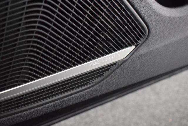 Audi S5 Cabriolet 3.0 TFSI 354pk quattro Nekverwarming Laser Led B&O Head-Up Keyless Trekhaak Camera Virtual Cockpit