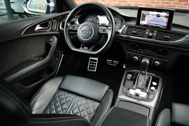 Audi S6 Avant 4.0 TFSI 450pk quattro Ceramic B&O S-zetels Pano Luchtv 360