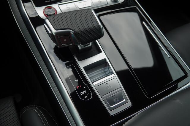 Audi SQ8 4.0Tfsi 507Pk Quattro | S-Line | S-Sportstoelen | Head Up Display | 360° Camera | Luchtvering | Panoramadak | 23''