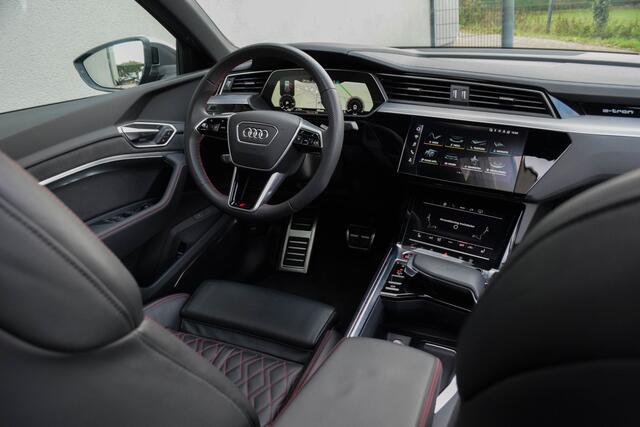 Audi SQ8 Sportback e-tron 370kW / RS design interieur/ Bang & Olufsen/ Panoramadak