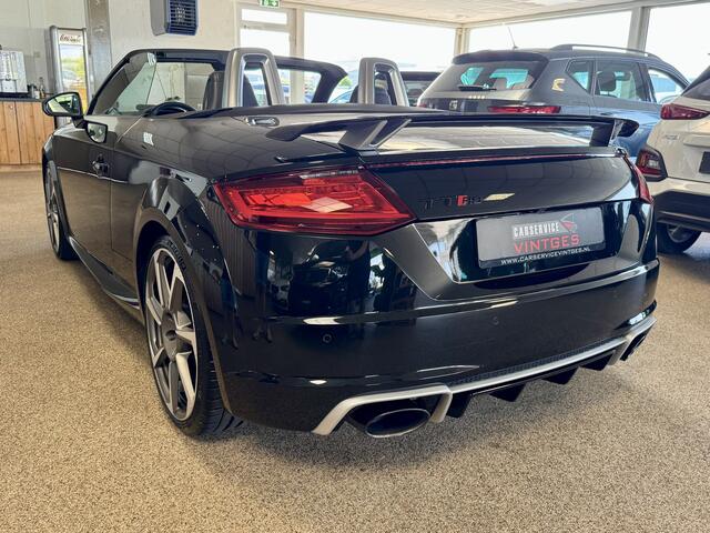 Audi TT Roadster 2.5 TFSI TT RS quattro Keramisch, Camera, PDC, Airscarf, 20"inch, Dealer onderhouden!