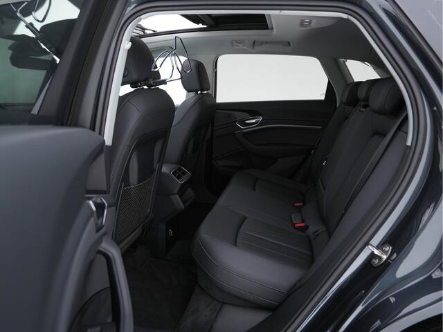 Audi e-tron 50 Quattro Launch-Edition-Plus [ 3-Fase ] (INCL-BTW) *PANO | DIGI-COCKPIT | MILANO-LUXURY-LEATHER | FULL-LED | MEMORY-PACK | KEYLESS | NAVI-FULLMAP | TOWBAR | SHIFT-PADDLES | COMFORT-SEATS | 20"ALU*