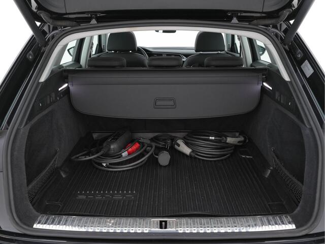 Audi e-tron 50 Quattro Launch Edition plus 71 kWh [ 3-Fase ] (INCL-BTW) *PANO | MILANO-FULL-LEATHER | ADAPT.CRUISE | FULL-LED | DIGI-COCKPIT | KEYLESS | MEMORY-PACK | CAMERA | NAVI-FULLMAP | SHIFT-PADDLES | COMFORT-SEATS | 20''ALU*