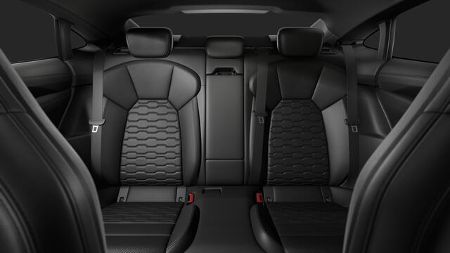 Audi e-tron GT Quattro S e-tron GT 97kWh 592 2AT Automaat | Velgen, gegoten lichtmetaal 21" "5-dubbelspaak-Konkavmodule"-design | Optiekpakket zwart plus | Matrix-ledkoplampen met dynamische knipperlichten | Sportstoelen pro voorin | Designpakket rood