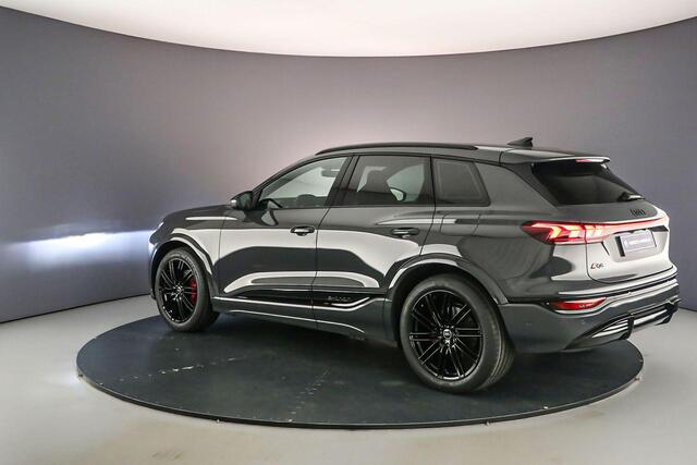 Audi e-tron Q6 S edition performance 100 kWh | Black Edition | 21 inch zwart | Luchtvering | Rode remzadels