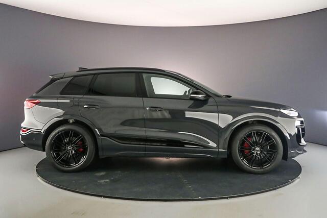 Audi e-tron Q6 S edition performance 100 kWh | Black Edition | 21 inch zwart | Luchtvering | Rode remzadels